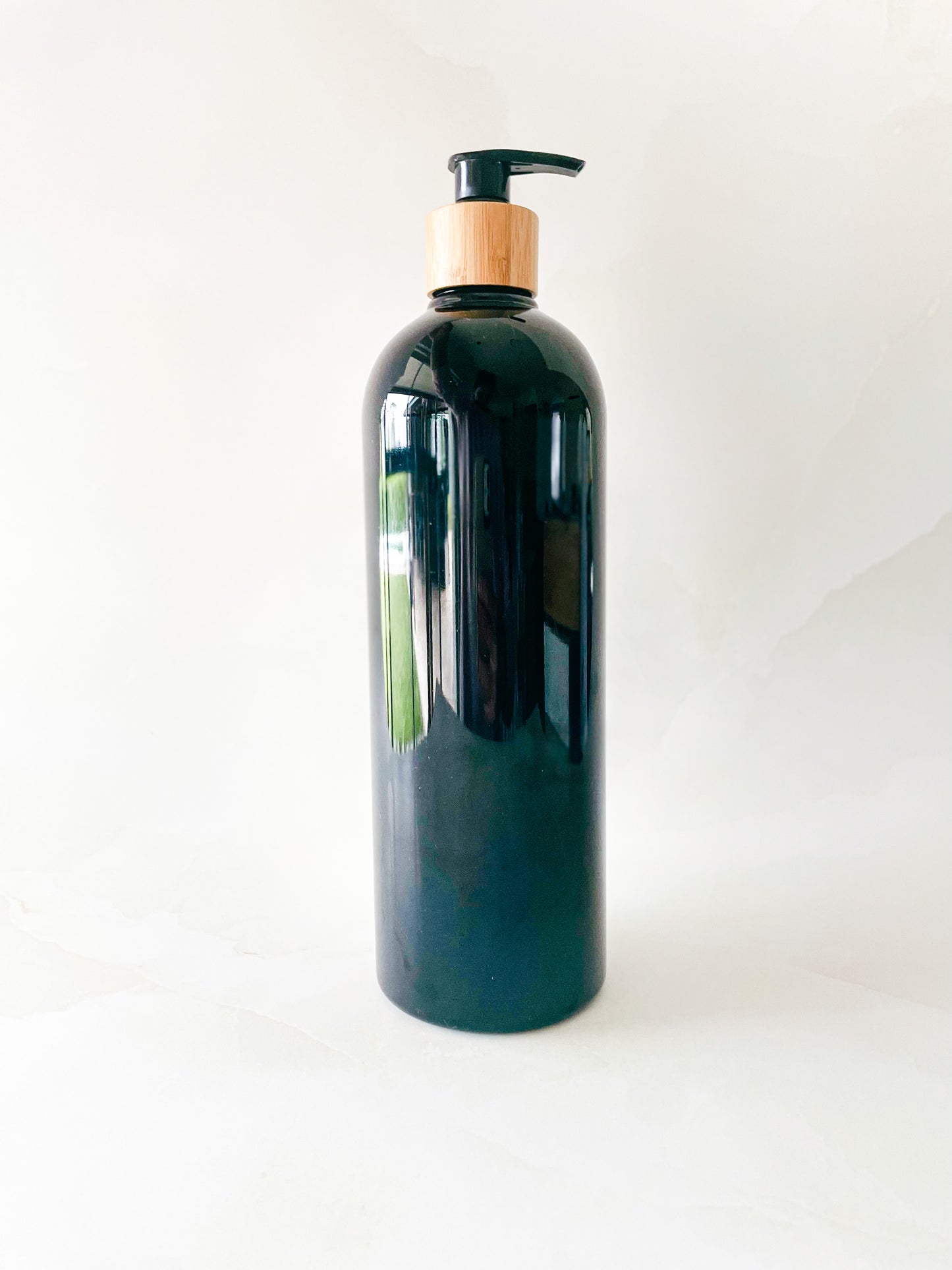 1L Black Bottle with Bamboo Pump Lid